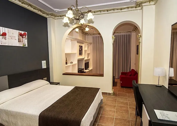 Hotell Experience 3*